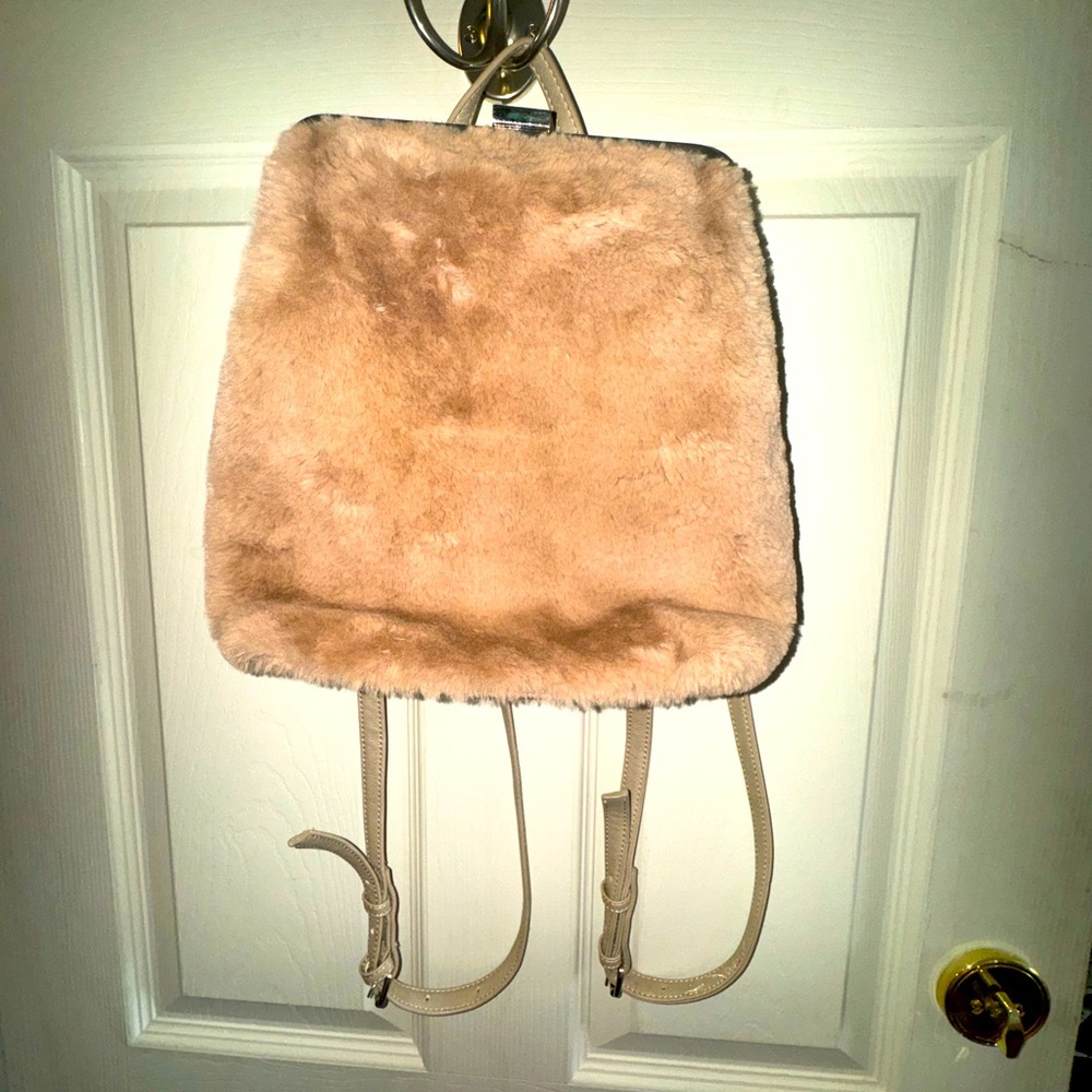 Faux fur Enzo Angiolini backpack